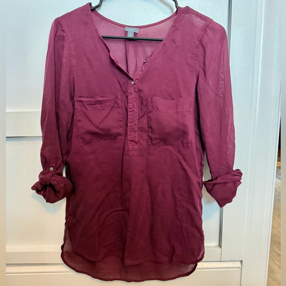 Aerie Red Buttoned 3/4 Sleeve Blouse